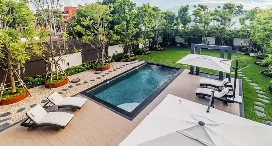 For sale 4 bedrooms villa in Mueang Chiang Mai, Chiang Mai