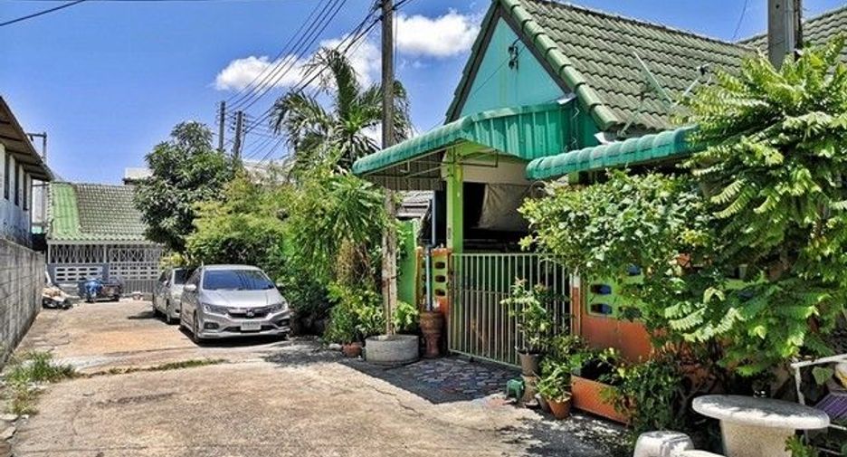ขาย 1 เตียง ทาวน์เฮ้าส์ ใน บ้านบึง, ชลบุรี