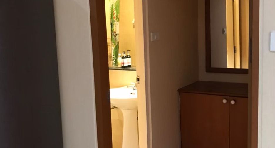 For rent 1 bed condo in Khlong Toei, Bangkok
