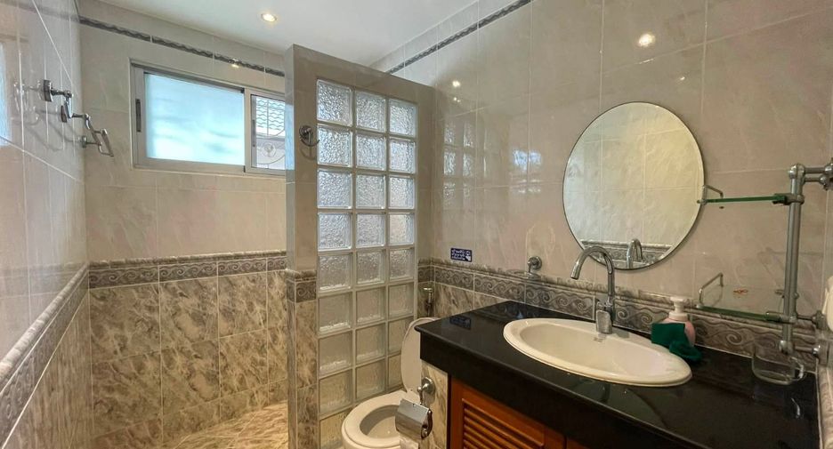 Haus zur Miete und zum Kauf mit 5 Zimmer in Jomtien, Pattaya