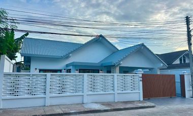 À vendre 3 chambres villa à Bang Lamung, Chonburi