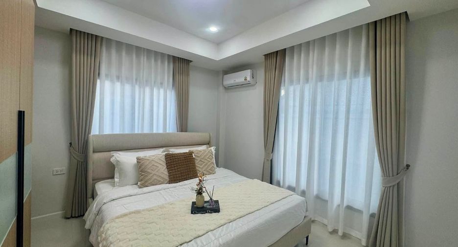 À vendre 3 chambres villa à Bang Lamung, Chonburi