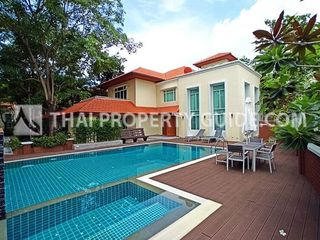 For rent 5 bedrooms house in Pak Kret, Nonthaburi
