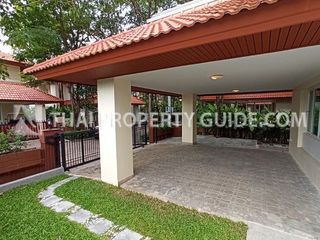 For rent 5 bedrooms house in Pak Kret, Nonthaburi