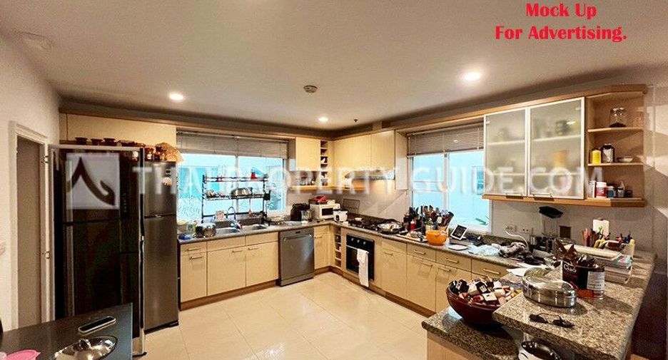 For rent 5 bedrooms house in Pak Kret, Nonthaburi