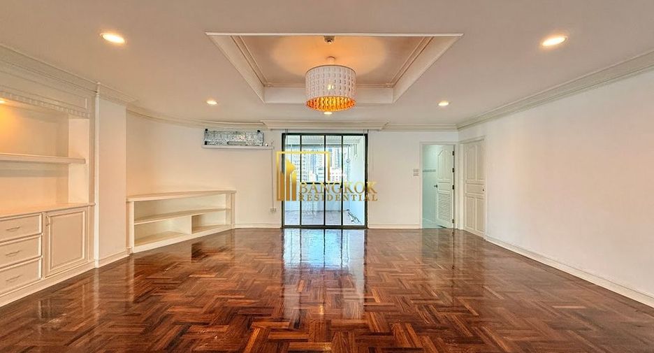 For rent 5 bedrooms apartment in Khlong Toei, Bangkok