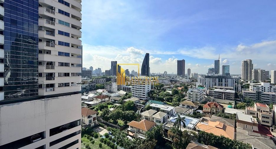 For rent 5 bedrooms apartment in Khlong Toei, Bangkok