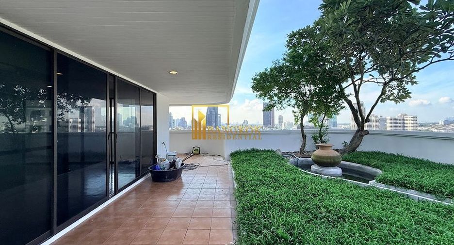 For rent 5 bedrooms apartment in Khlong Toei, Bangkok
