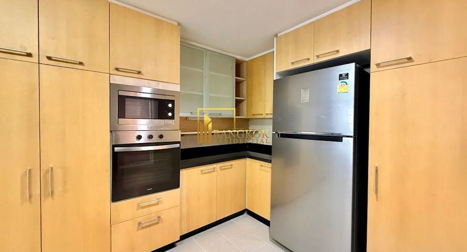 For rent 5 bedrooms apartment in Khlong Toei, Bangkok