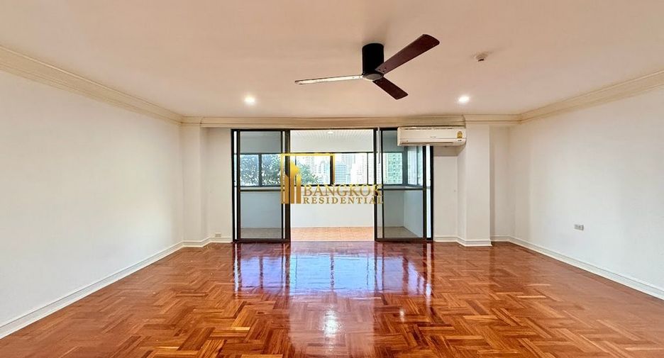 For rent 5 bedrooms apartment in Khlong Toei, Bangkok