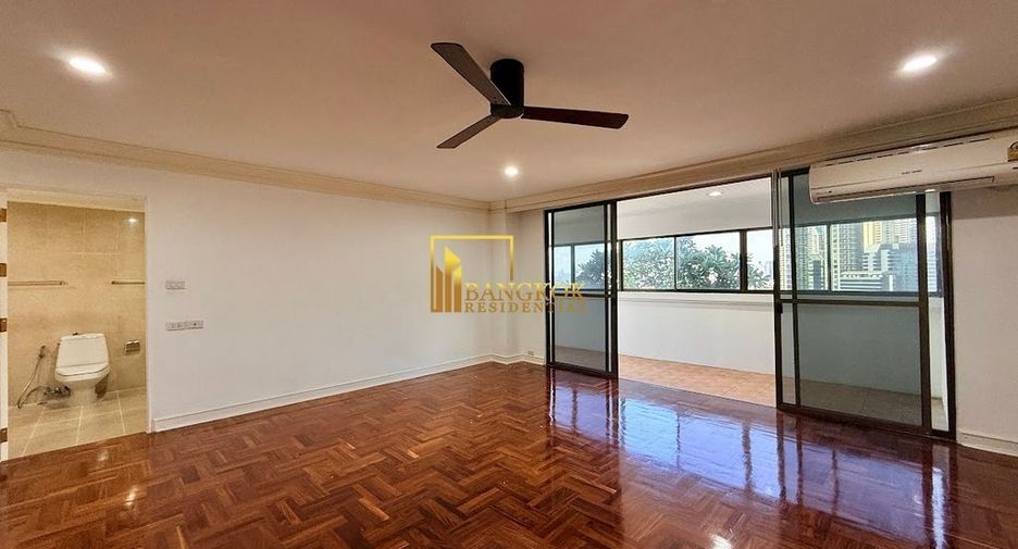 For rent 5 bedrooms apartment in Khlong Toei, Bangkok