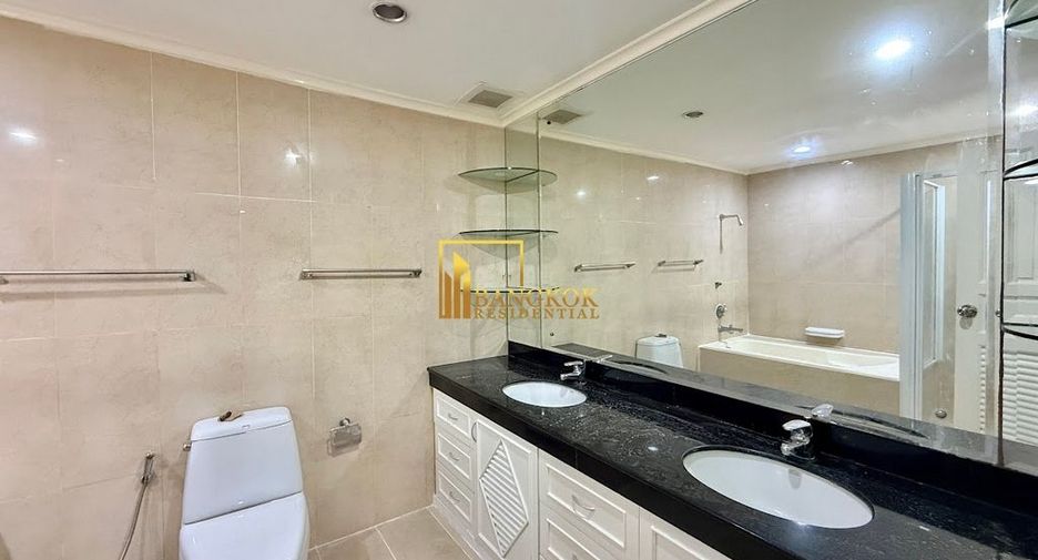 For rent 5 bedrooms apartment in Khlong Toei, Bangkok