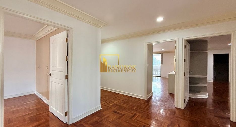 For rent 5 bedrooms apartment in Khlong Toei, Bangkok