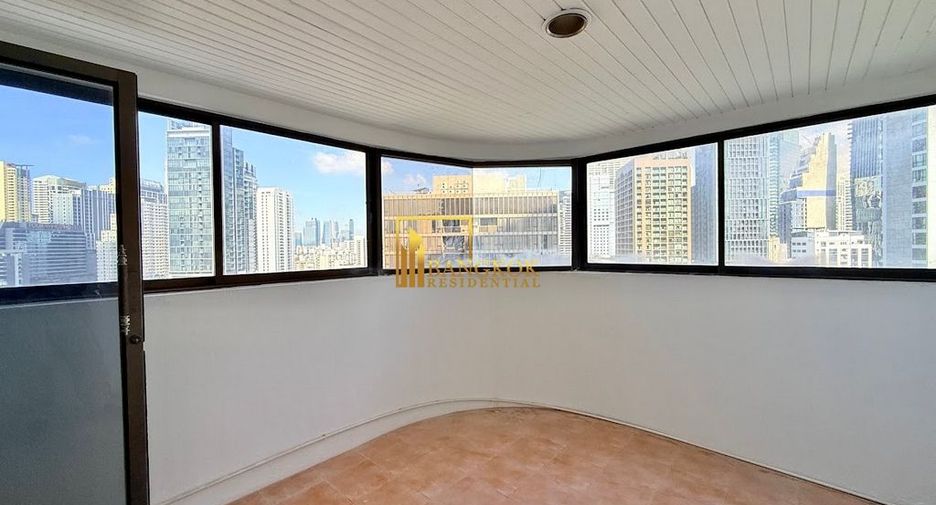 For rent 5 bedrooms apartment in Khlong Toei, Bangkok