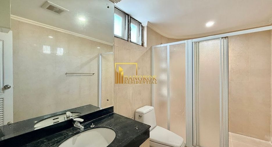 For rent 5 bedrooms apartment in Khlong Toei, Bangkok