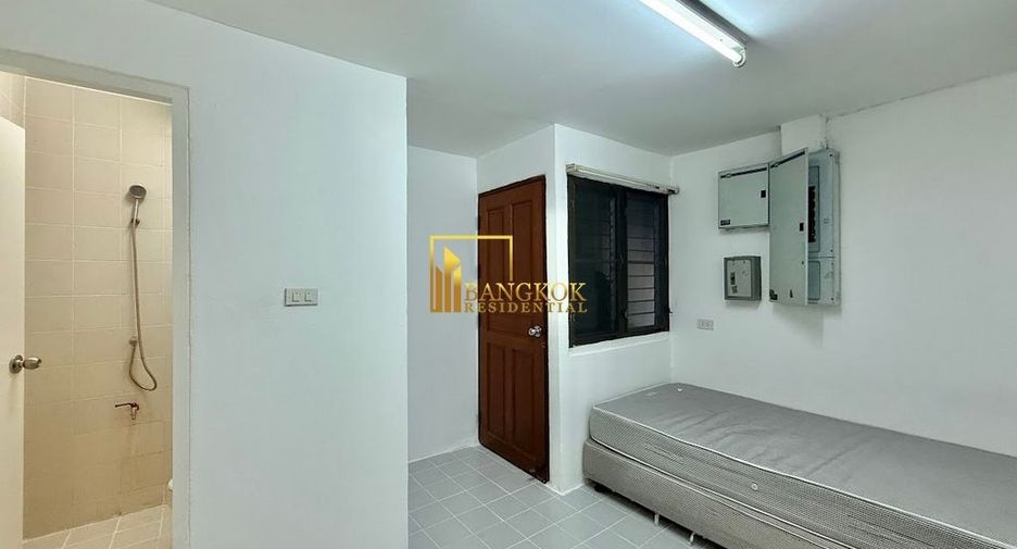 For rent 5 bedrooms apartment in Khlong Toei, Bangkok