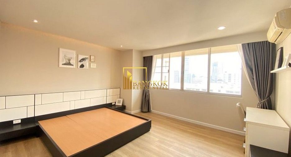 For rent 3 bedrooms condo in Watthana, Bangkok