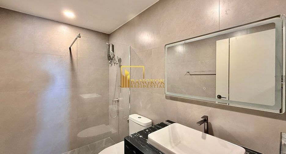 À louer 4 chambres condo à Khlong Toei, Bangkok