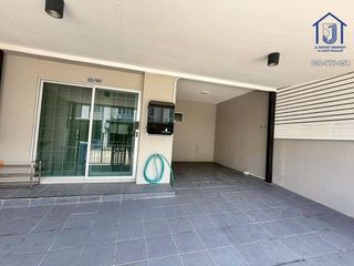 For sale 3 bedrooms townhouse in Sai Mai, Bangkok