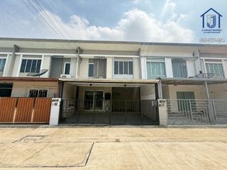 For sale 3 bedrooms townhouse in Sai Mai, Bangkok