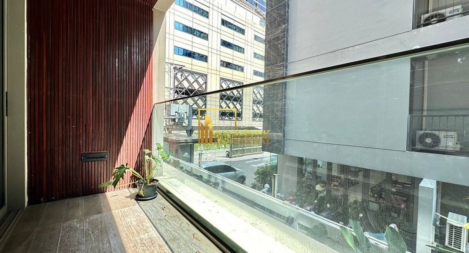 For rent 1 bed apartment in Pathum Wan, Bangkok