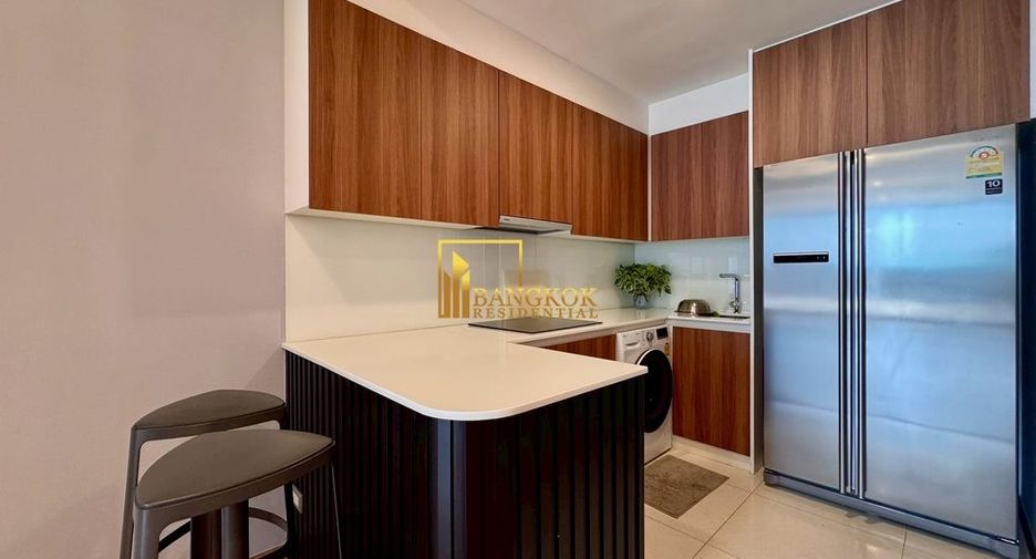 For rent 3 bedrooms condo in Khlong Toei, Bangkok