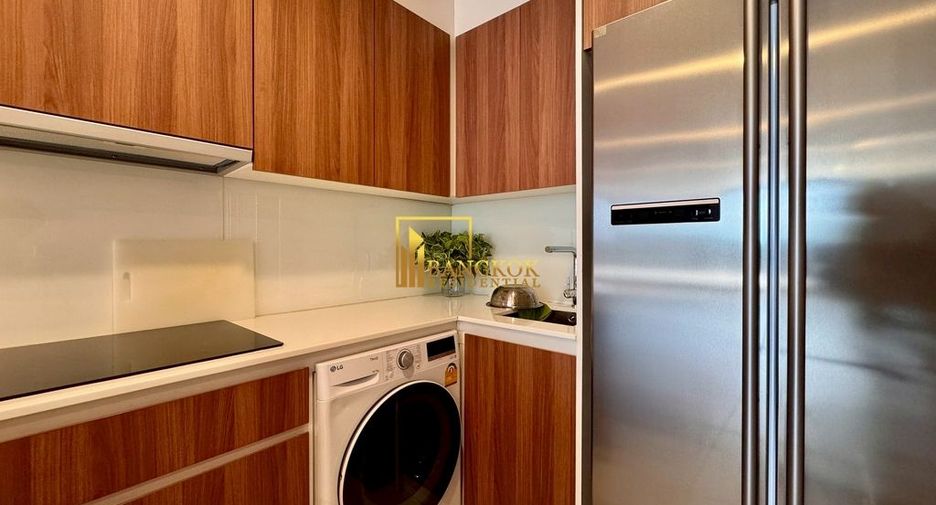 For rent 3 bedrooms condo in Khlong Toei, Bangkok