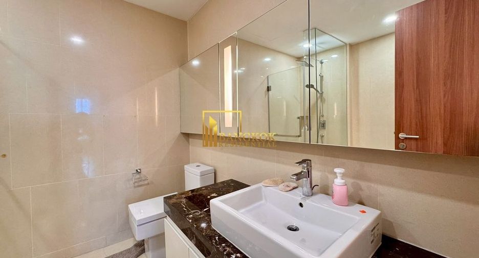 For rent 3 bedrooms condo in Khlong Toei, Bangkok