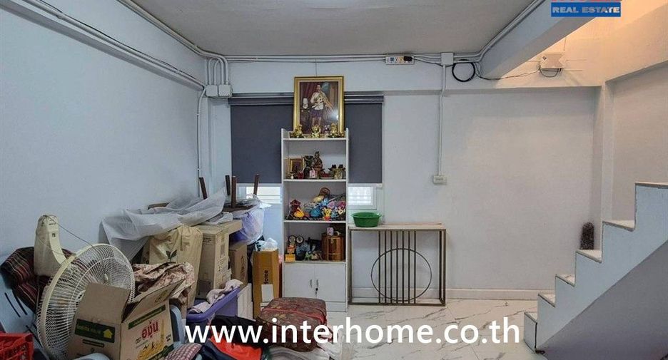 For sale 3 bedrooms retail Space in Bang Bon, Bangkok