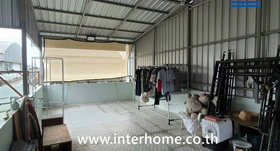 For sale 3 bedrooms retail Space in Bang Bon, Bangkok