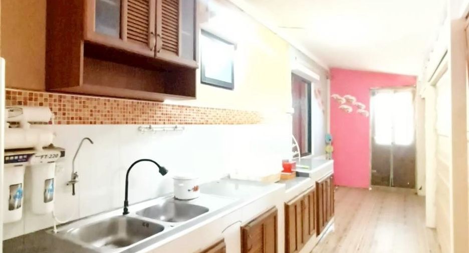 For sale 3 bedrooms house in Lam Luk Ka, Pathum Thani