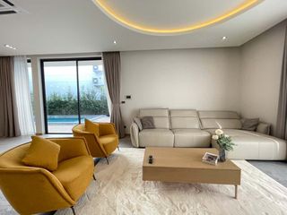 For rent and for sale 4 bedrooms house in San Kamphaeng, Chiang Mai