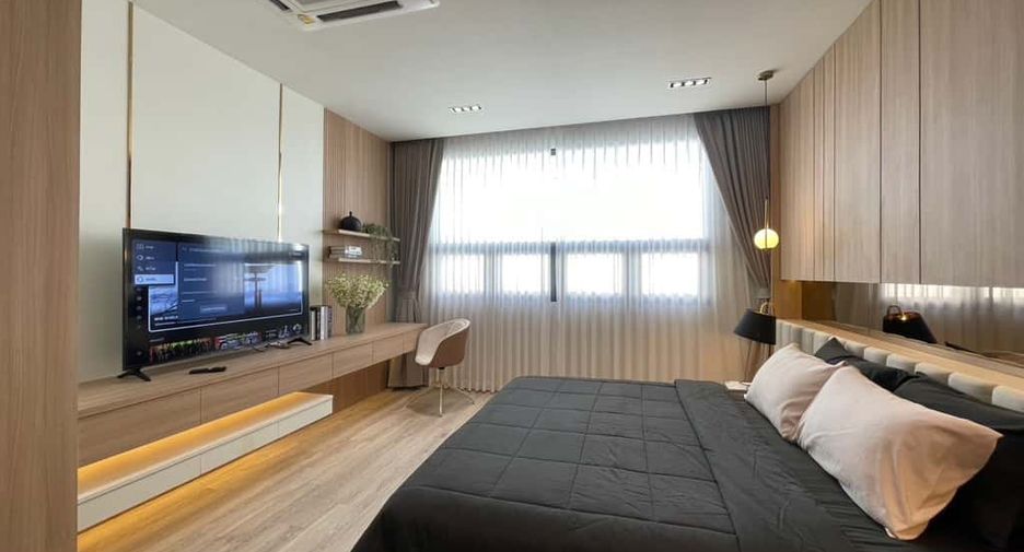 For rent and for sale 4 bedrooms house in San Kamphaeng, Chiang Mai