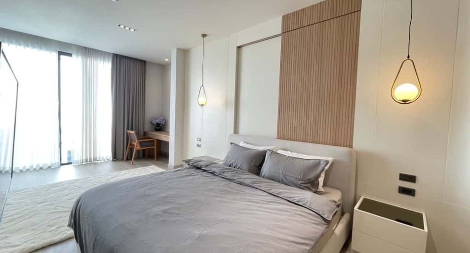 For rent and for sale 4 bedrooms house in San Kamphaeng, Chiang Mai
