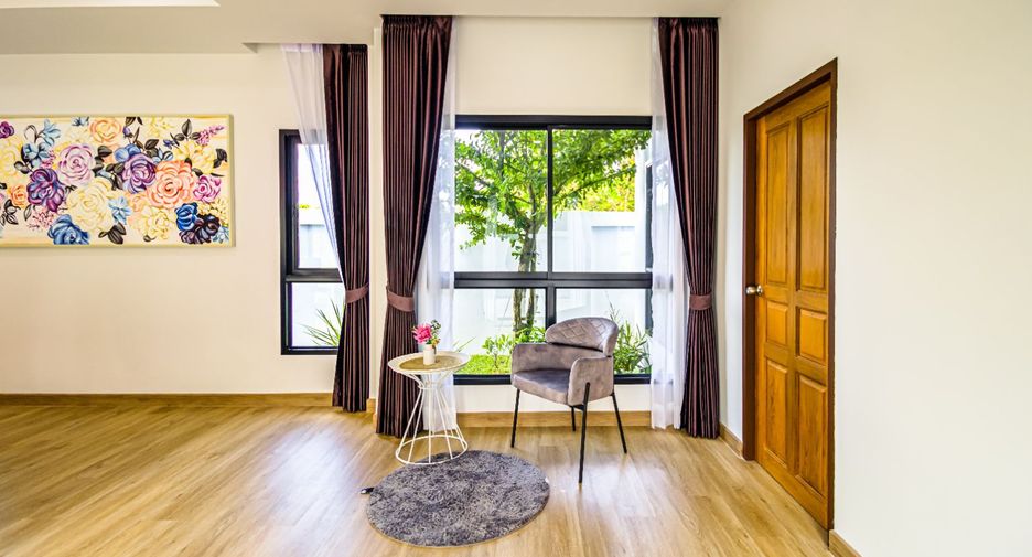 Casa en alquiler de 4 habitaciones en Mueang Chiang Mai, Chiang Mai
