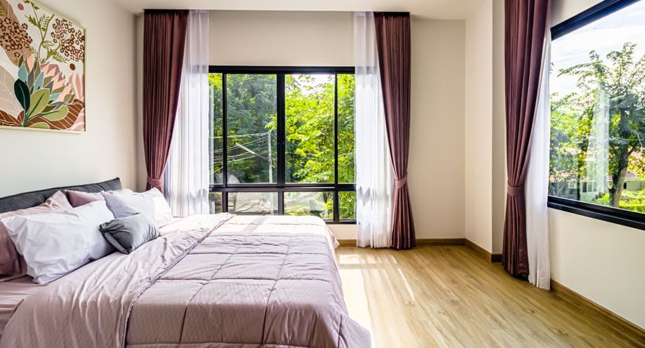 Casa en alquiler de 4 habitaciones en Mueang Chiang Mai, Chiang Mai