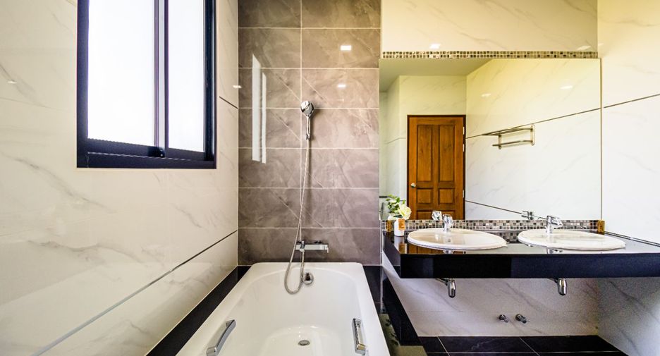 Casa en alquiler de 4 habitaciones en Mueang Chiang Mai, Chiang Mai