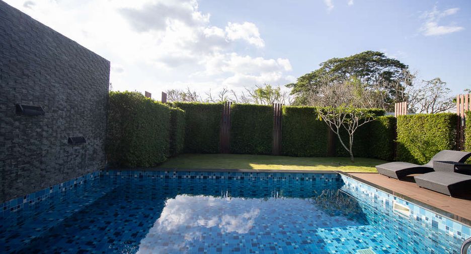 For rent and for sale 3 bedrooms house in Saraphi, Chiang Mai