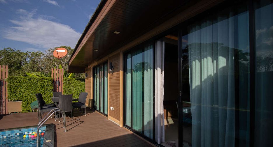 For rent and for sale 3 bedrooms house in Saraphi, Chiang Mai