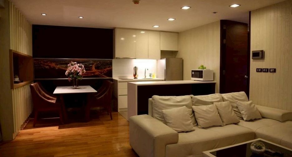 For rent 1 bed condo in Sathon, Bangkok