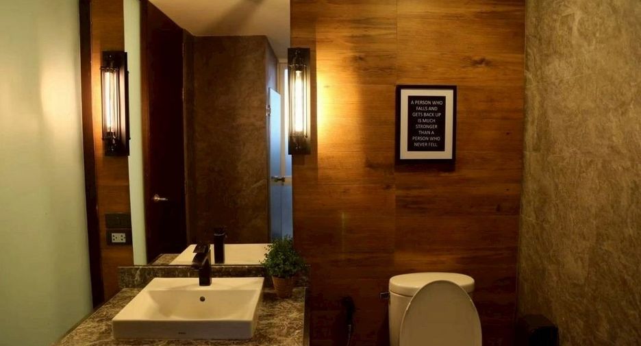 For rent 1 bed condo in Sathon, Bangkok