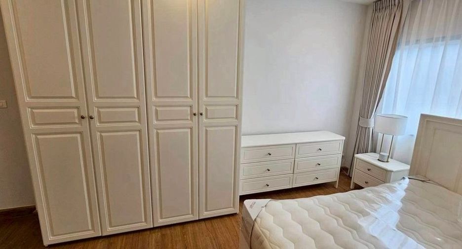 Haus zur Miete mit 4 Zimmer in Bang Phli, Samut Prakan