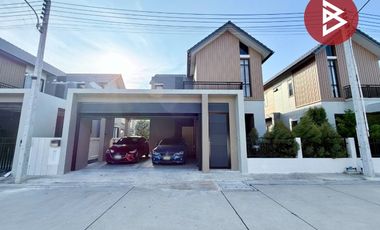 For sale 4 bedrooms house in Mueang Chon Buri, Chonburi