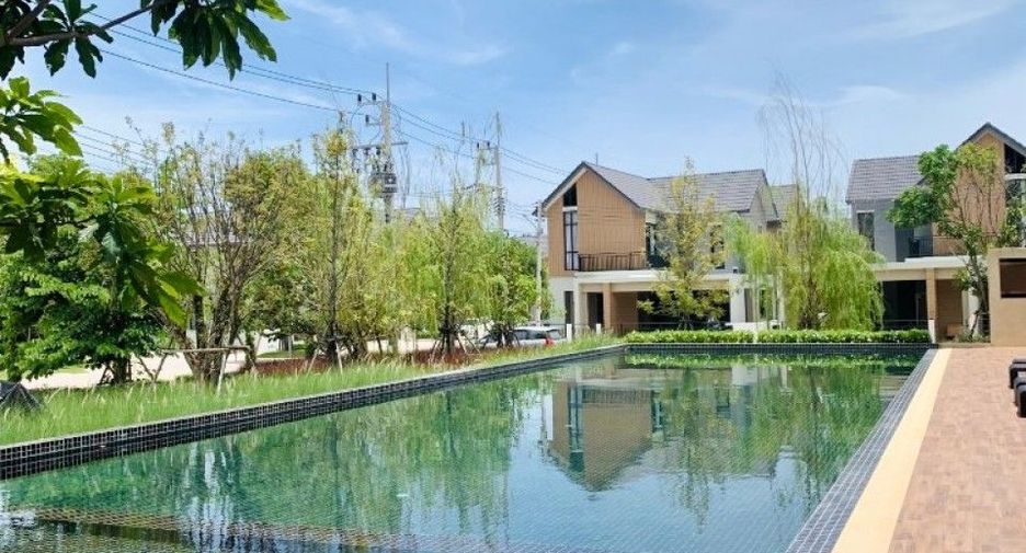 For sale 4 bedrooms house in Mueang Chon Buri, Chonburi