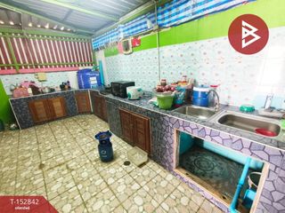 Casa adosada en venta de 2 habitaciones en Bang Sao Thong, Samut Prakan