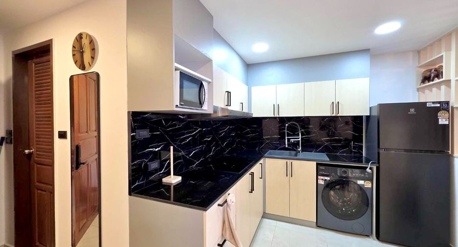For rent 2 bedrooms condo in Bang Lamung, Chonburi