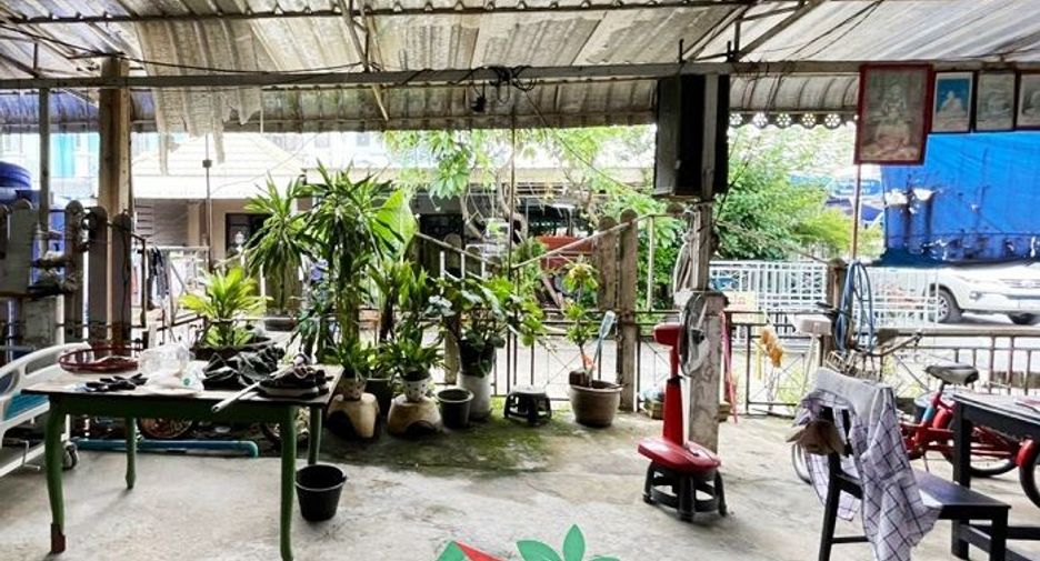 For sale 4 bedrooms townhouse in Bang Bua Thong, Nonthaburi