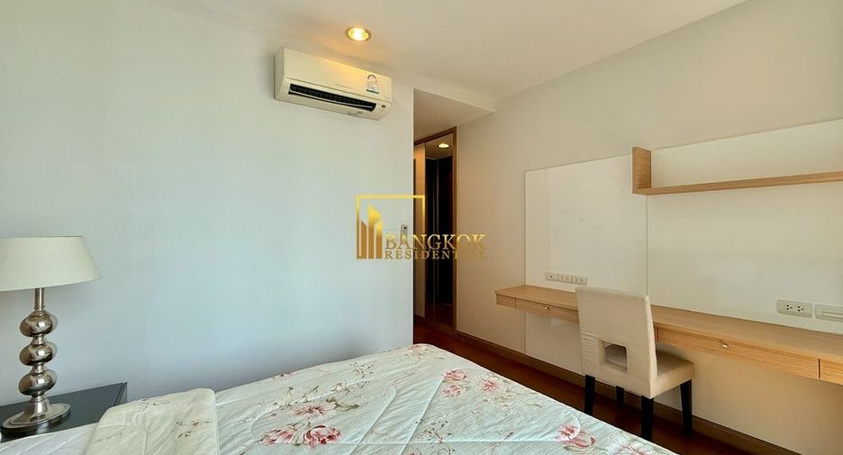 For rent 3 bedrooms apartment in Watthana, Bangkok