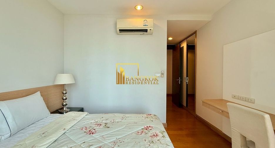 For rent 3 bedrooms apartment in Watthana, Bangkok