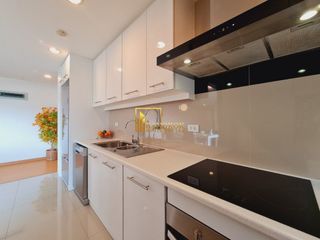 For rent 2 bedrooms apartment in Watthana, Bangkok
